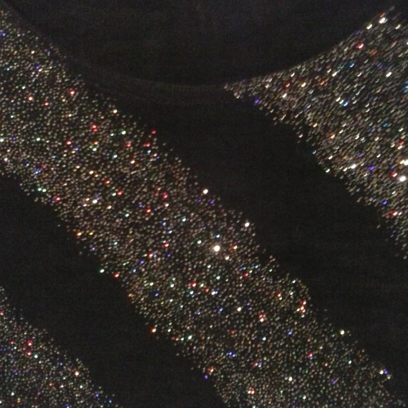 HOST PICK* WOMAN BLACK with SILVER GLITTER TOP - Picture 3 of 5